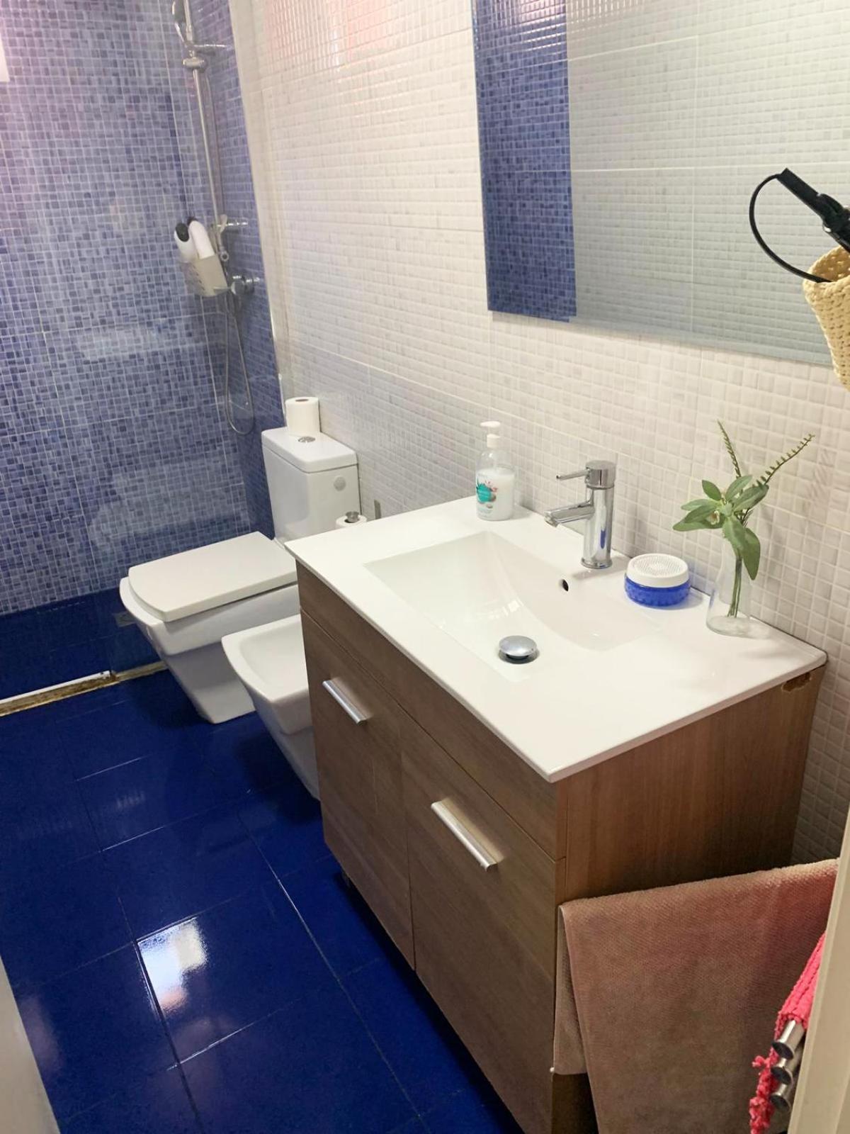 Peres I Valero Habitaciones En Piso Compartido 瓦伦西亚 外观 照片